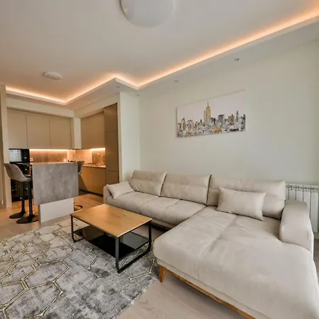Waterfront Apartment *