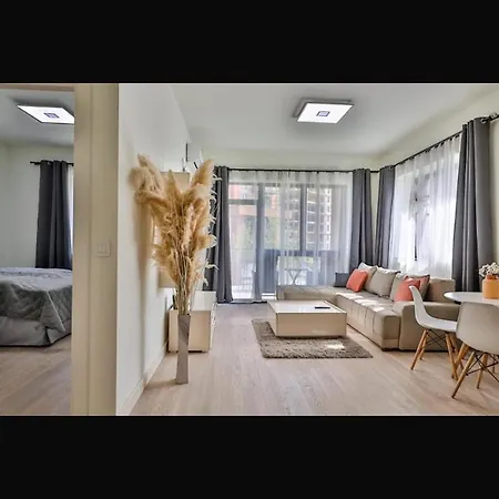 Waterfront Apartment *