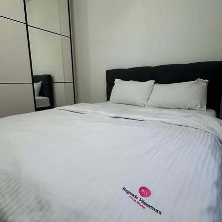 Waterfront Apartamento *
