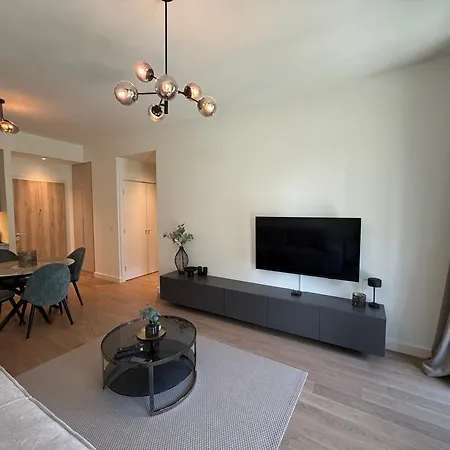 Waterfront Apartment *